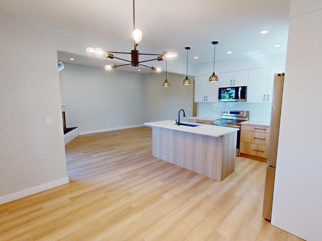 3 Bedroom Apartment for Rent at 12 Silver Springs Dr Nw Uppr, Calgary, AB T3B 2X8 Silver Springs