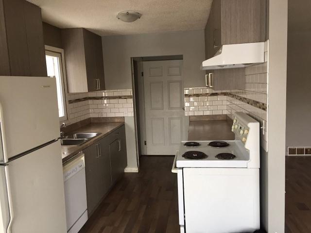 3 Bedroom Apartment for Rent at 2919 Doverville Cres Se, Calgary, AB T2B 1V1 Dover