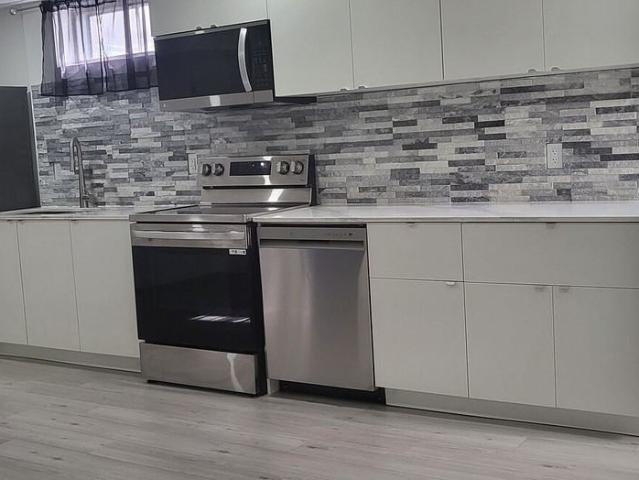 3 Bedroom Apartment for Rent at 3660 109 St Nw, Edmonton, AB T6J 1C5 Duggan
