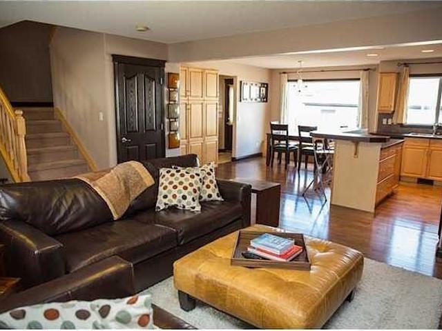 3 Bedroom Apartment for Rent at 3 Covehaven Terr Ne, Calgary, AB T3K 6A3 Coventry Hills