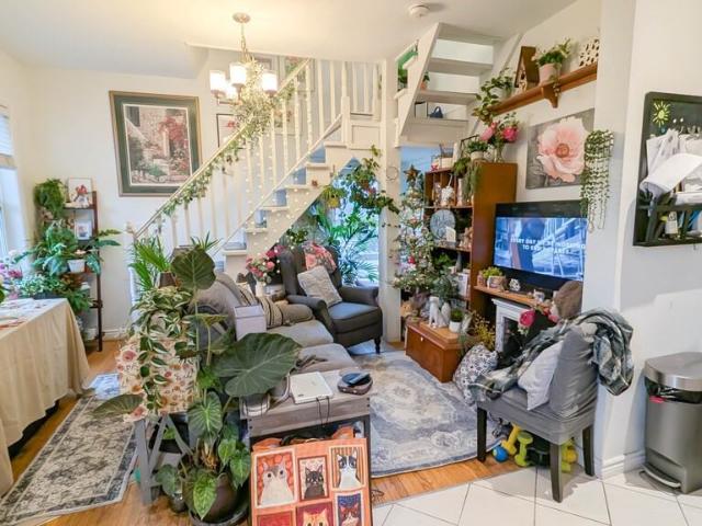 3 Bedroom Apartment for Rent at 54 West Avenue North 2, Hamilton, ON L8L 5C2 Landsdale