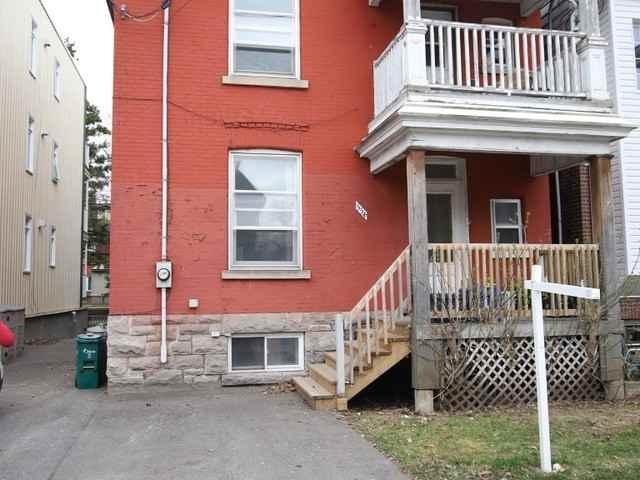 3 Bedroom Apartment for Rent at 554 Mcleod St, Ottawa, ON K1R 5R3 Centretown