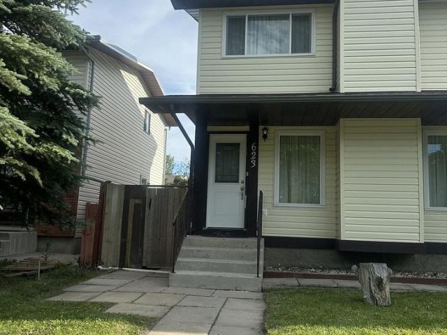 3 Bedroom Apartment for Rent at 623 Whitewood Rd Ne, Calgary, AB T1Y 4A1 The Properties