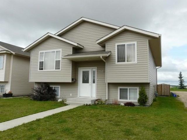 3 Bedroom Apartment for Rent at 7572 59 Ave, Red Deer, AB T4P 3Y8 Glendale Park Estates