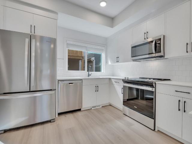 3 Bedroom Apartment for Rent at 8136 227 St Nw, Edmonton, AB T5T 4N5 Rosenthal