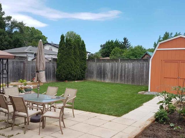 3 Bedroom Apartment for Rent at 8 Clearwater Dr, Hamilton, ON L9C 2J9 Rolston