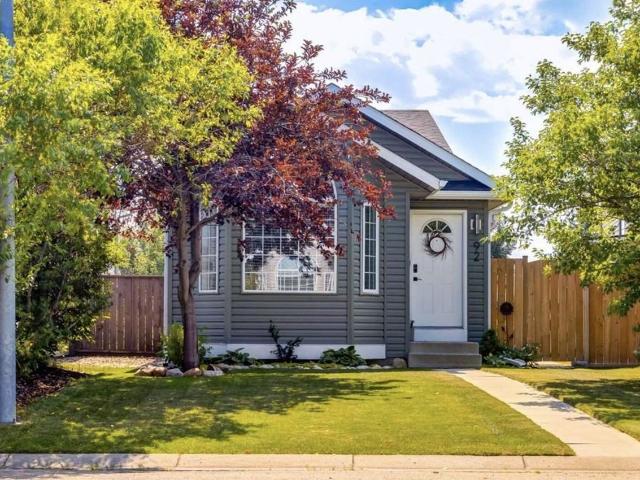 3 Bedroom Apartment for Rent at 92 Covington Crt Ne, Calgary, AB T3K 4L9 Coventry Hills