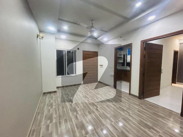 3 Bedroom Apartment For Rent In Miusam Mall FMC, Multi Gardens B 17, Islamabad MPCHS Multi Gardens