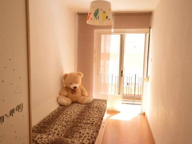 3 bedroom apartment for rent in Mont Olivet, Valencia