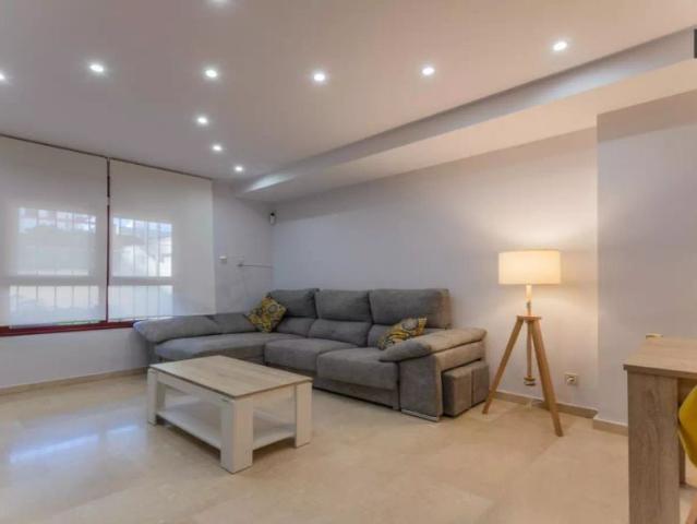 3 bedroom apartment for rent in Aldaia, Valencia
