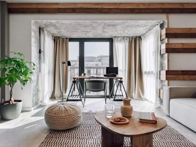 3 bedroom apartment for rent in Barcelona