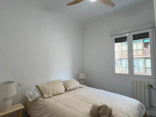 3 bedroom apartment for rent in Berruguete, bills included