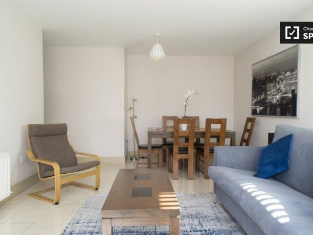 3 bedroom apartment for rent in Docklands South, Dublin