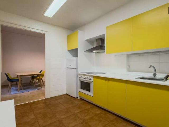 3 bedroom apartment for rent in El Gòtic