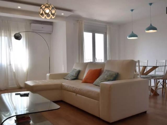 3 bedroom apartment for rent in El Grau