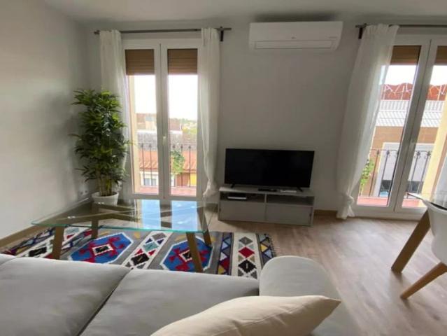 3 bedroom apartment for rent in El Putget i Farró, Barcelona
