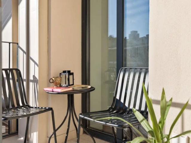 3 bedroom apartment for rent in El Poblenou, bills included