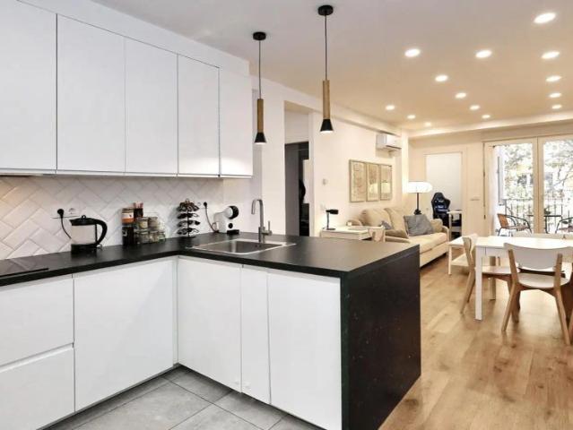 3 bedroom apartment for rent in El Poblenou, perfect for families and professionals
