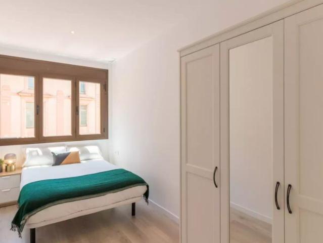 3 bedroom apartment for rent in El Raval, perfect for all tenants