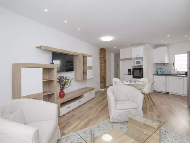 3 bedroom apartment for rent in Els Orriols, Valencia