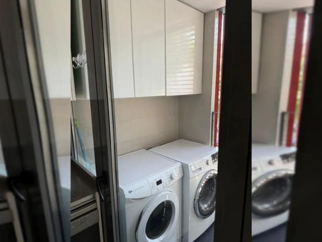 3 bedroom apartment for rent in Embajadores, bills included