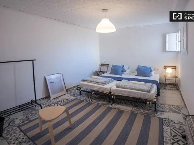 3 bedroom apartment for rent in La Creu Del Grau, Valencia