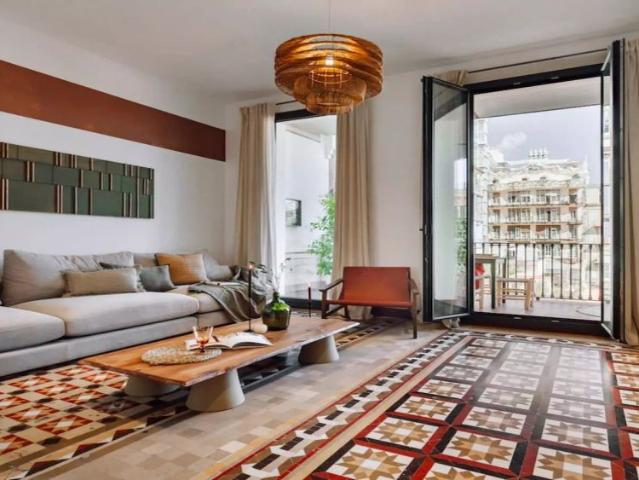 3 bedroom apartment for rent in La Dreta de l'Eixample