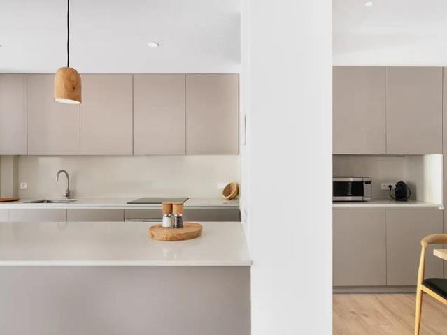 3 bedroom apartment for rent in La Salut