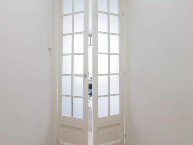 3 bedroom apartment for rent in l'Antiga Esquerra de l'Eixample, no smoking or pets allowed