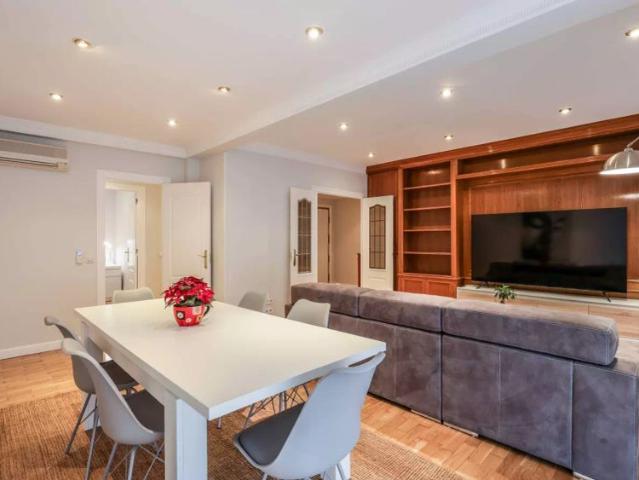 3 bedroom apartment for rent in Pacífico, perfect for professionals