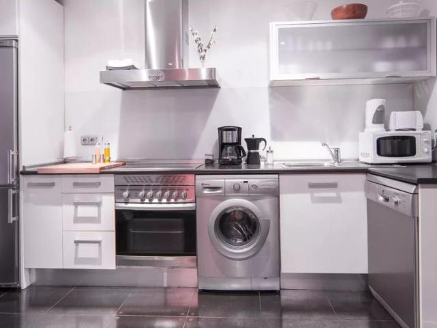 3 bedroom apartment for rent in Palacio, Madrid, all bills included