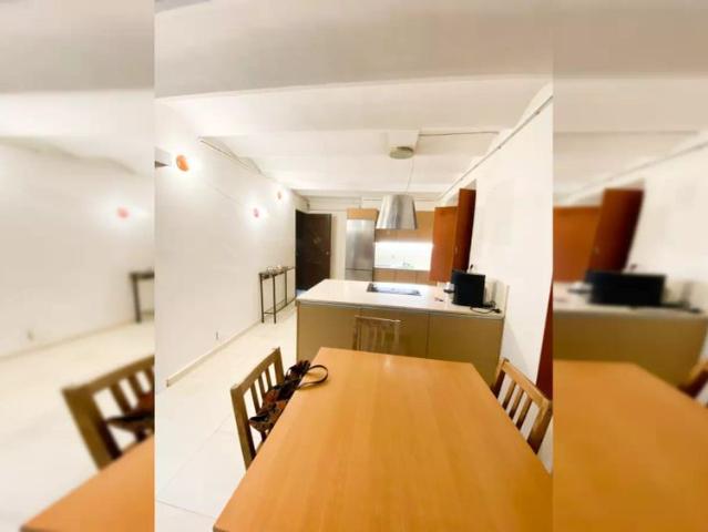 3 bedroom apartment for rent in Sant Pere Santa Caterina i la Ribera, bills included