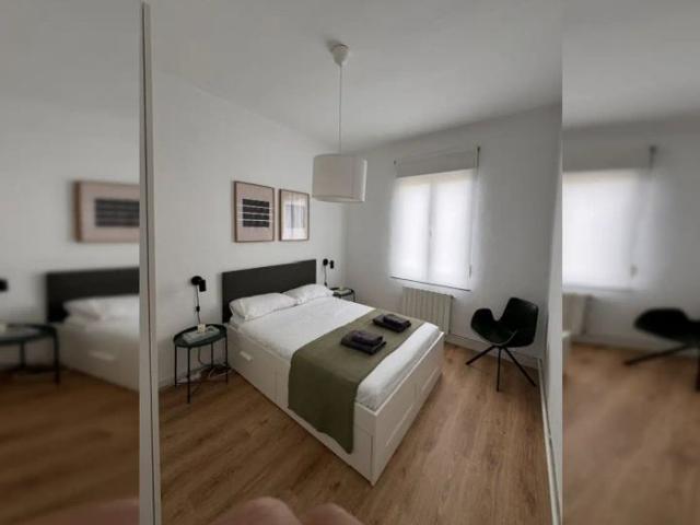 3 bedroom apartment for rent in Santander