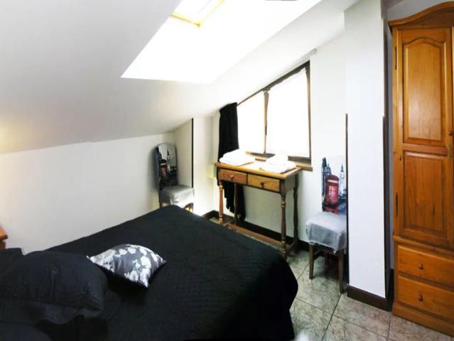 3 bedroom apartment for rent in Santander, all bills included