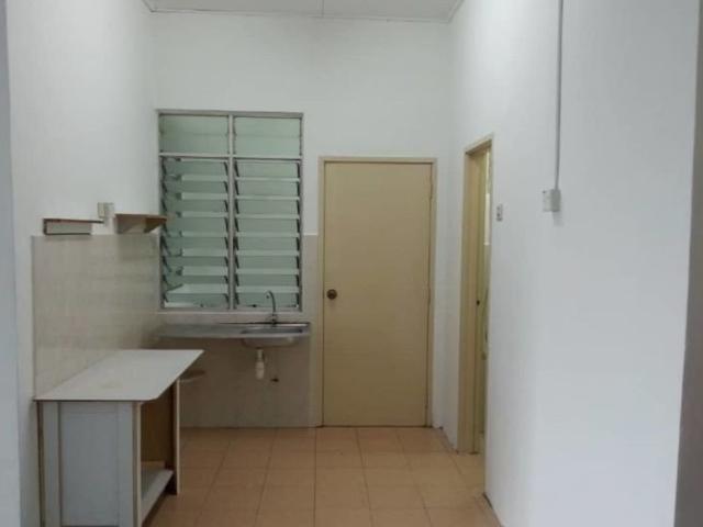 3 Bedroom Apartment for rent in Taman Ehsan Jaya, Johor