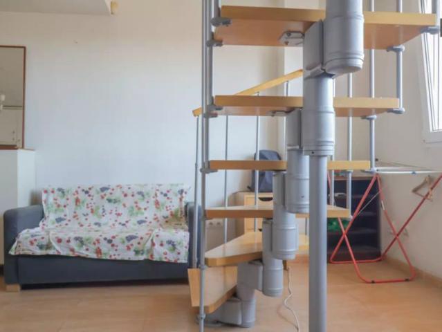3 bedroom apartment for rent in Valdeacederas, bills included