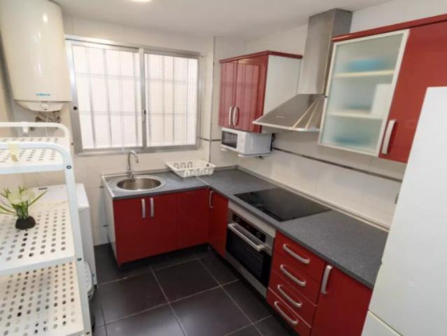 3 bedroom apartment for rent in Valencia