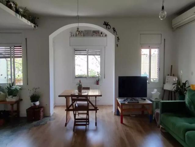 3 bedroom apartment for rent in Vallcarca i els Penitents, bills included