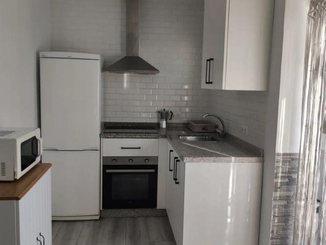 3 bedroom apartment for rent in Zaidín Vergeles, Granada