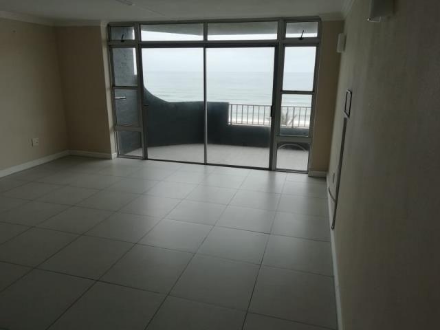3 Bedroom Apartment For Sale in Amanzimtoti