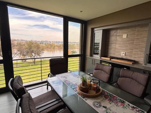 3 Bedroom apartment for sale in Emfuleni Golf Estate, Vanderbijlpark