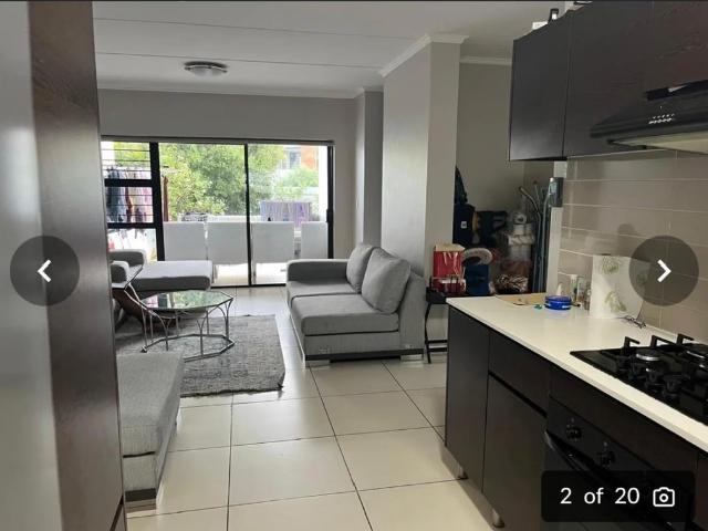 3 Bedroom Apartment For Sale in Greenstone Hill