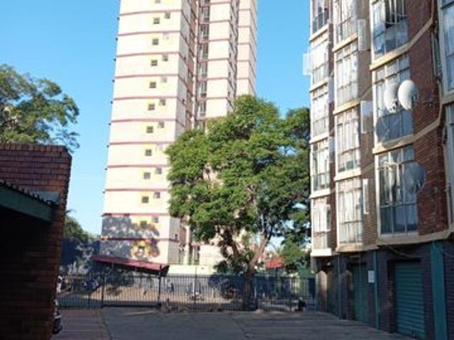 3 Bedroom Apartment For Sale in Pretoria Central