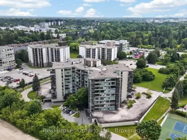 3 Bedroom Apartment Guelph ON 104681904