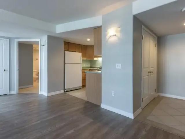 3 Bedroom Apartment Halifax Nova Scotia 104470398