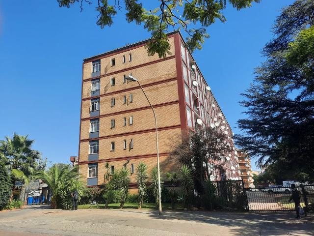 3 Bedroom Apartment in Muckleneuk