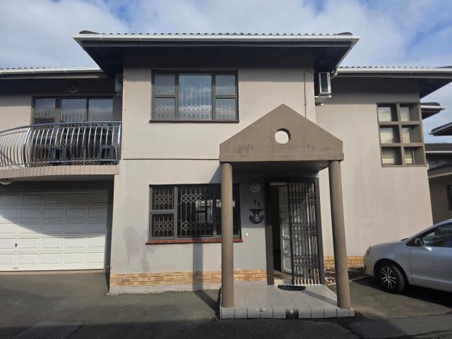 3 Bedroom Apartment in Malvern