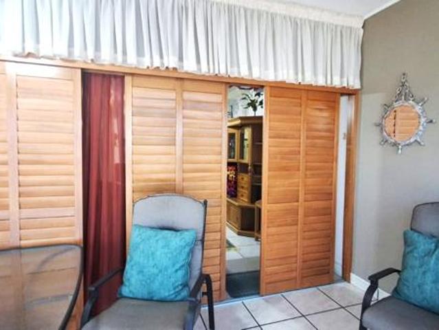 3 Bedroom Apartment in Manaba Beach