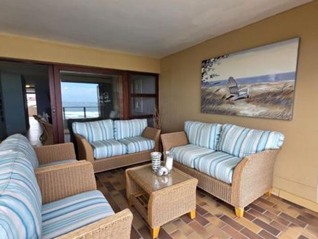 3 Bedroom Apartment in Manaba Beach