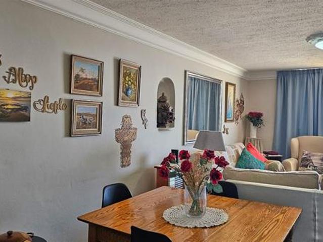 3 Bedroom Apartment in Manaba Beach